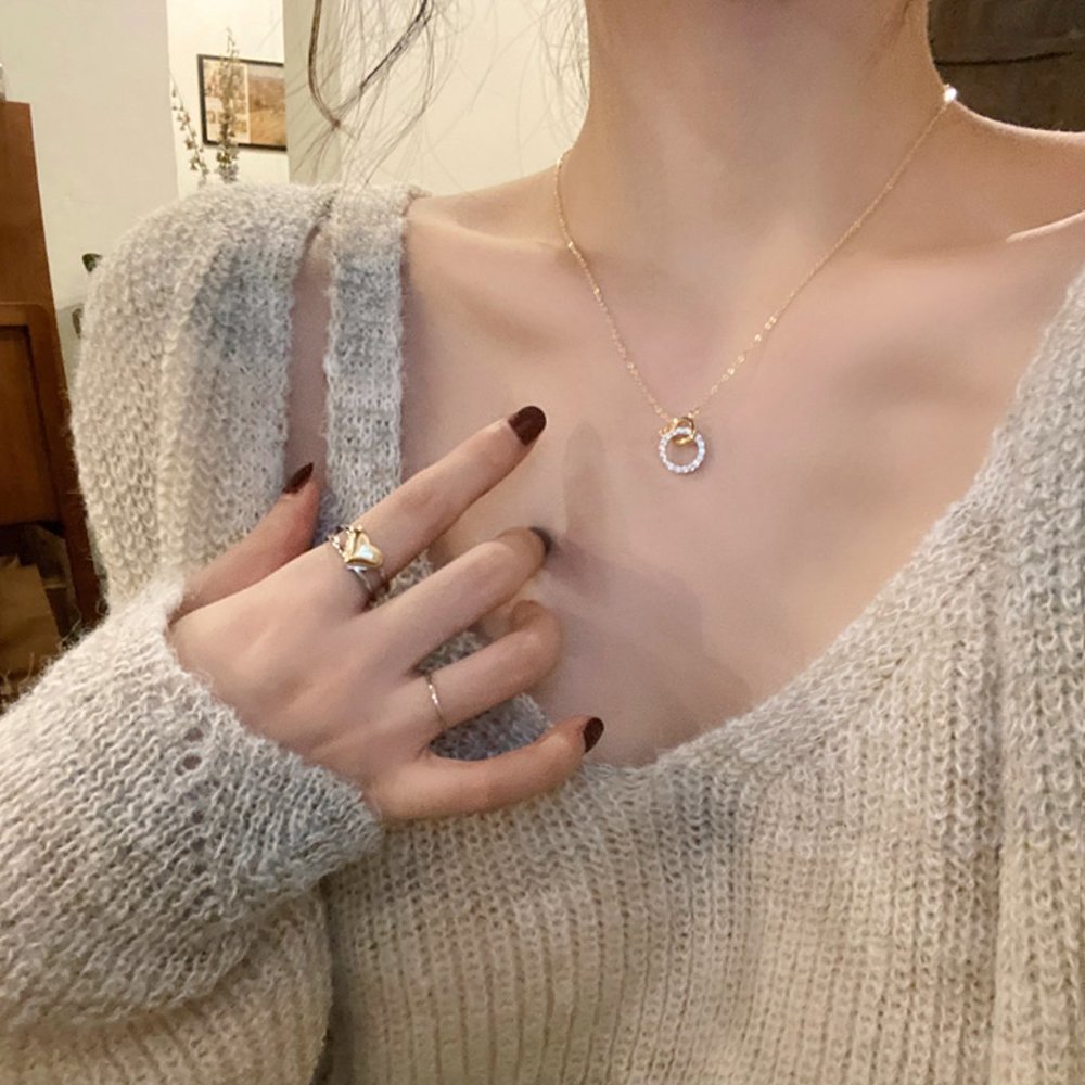 interlocking necklace